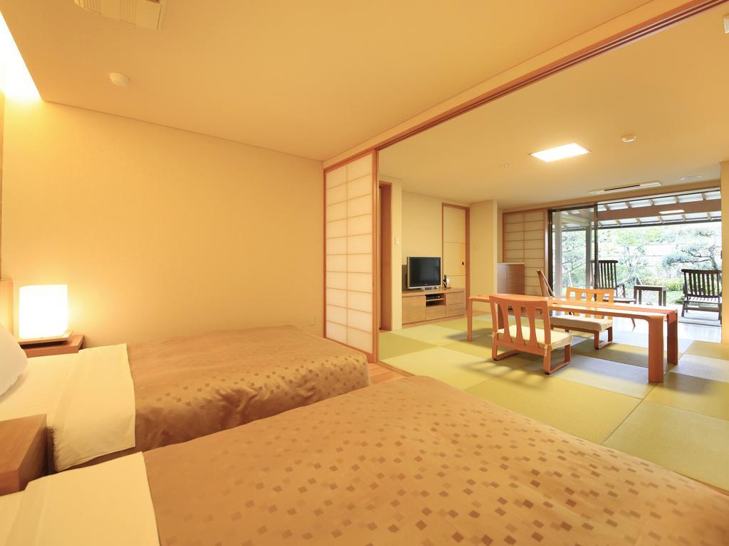 Shimoda Central Hotel Екстер'єр фото